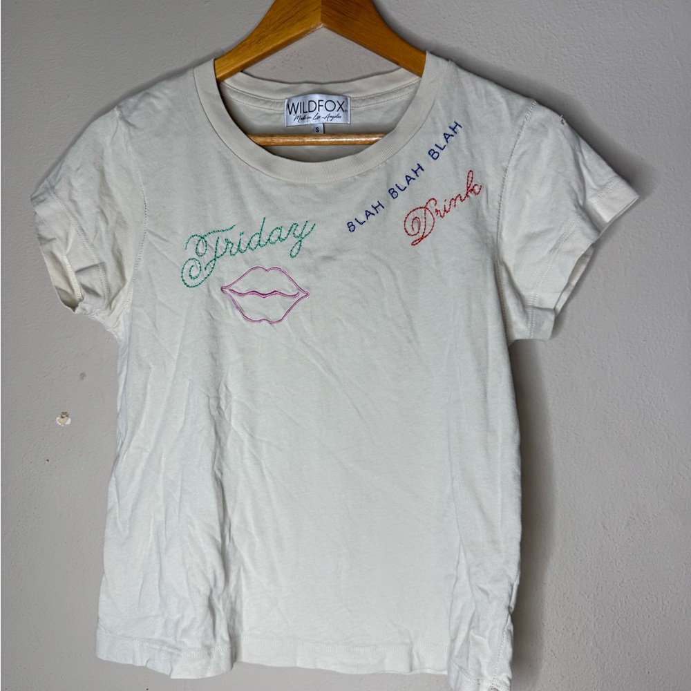 Wild fox tshirt small Friday drinking